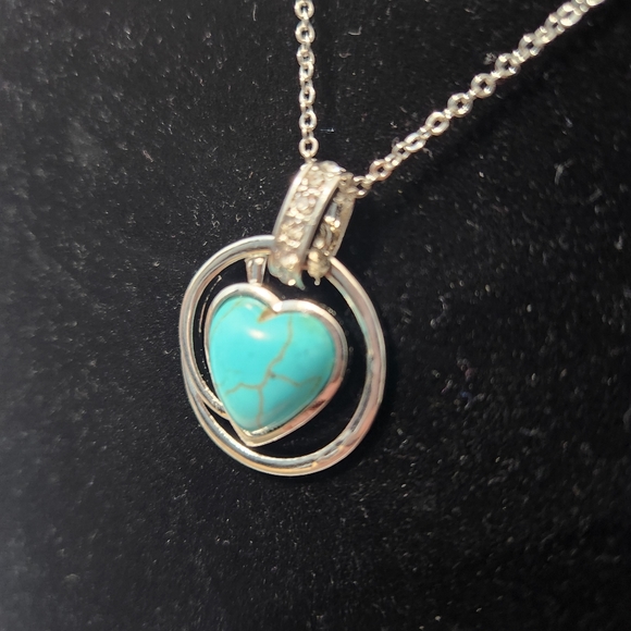 Turquoise Silver Heart Necklace - Picture 4 of 9